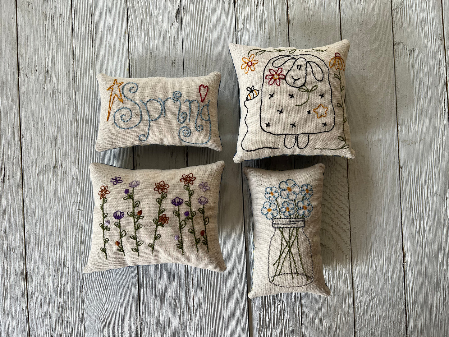 Spring Embroidered Bowl Filler Set